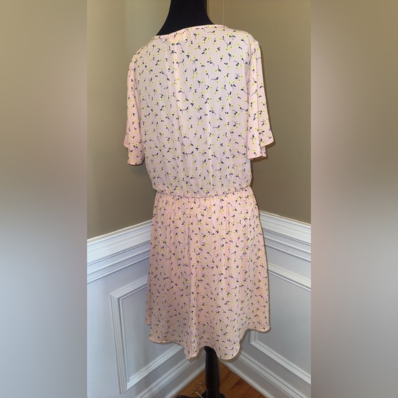 Sienna Sky light Peach Floral Midi Dress - Picture 3 of 9